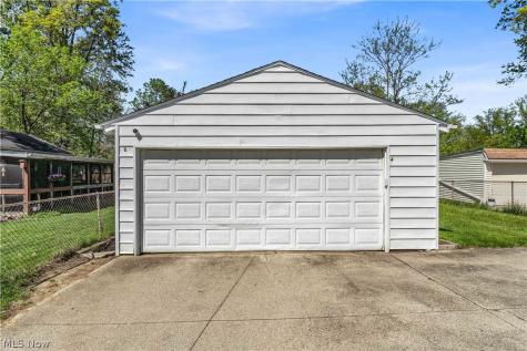 1248 E 359th Street Eastlake OH 44095