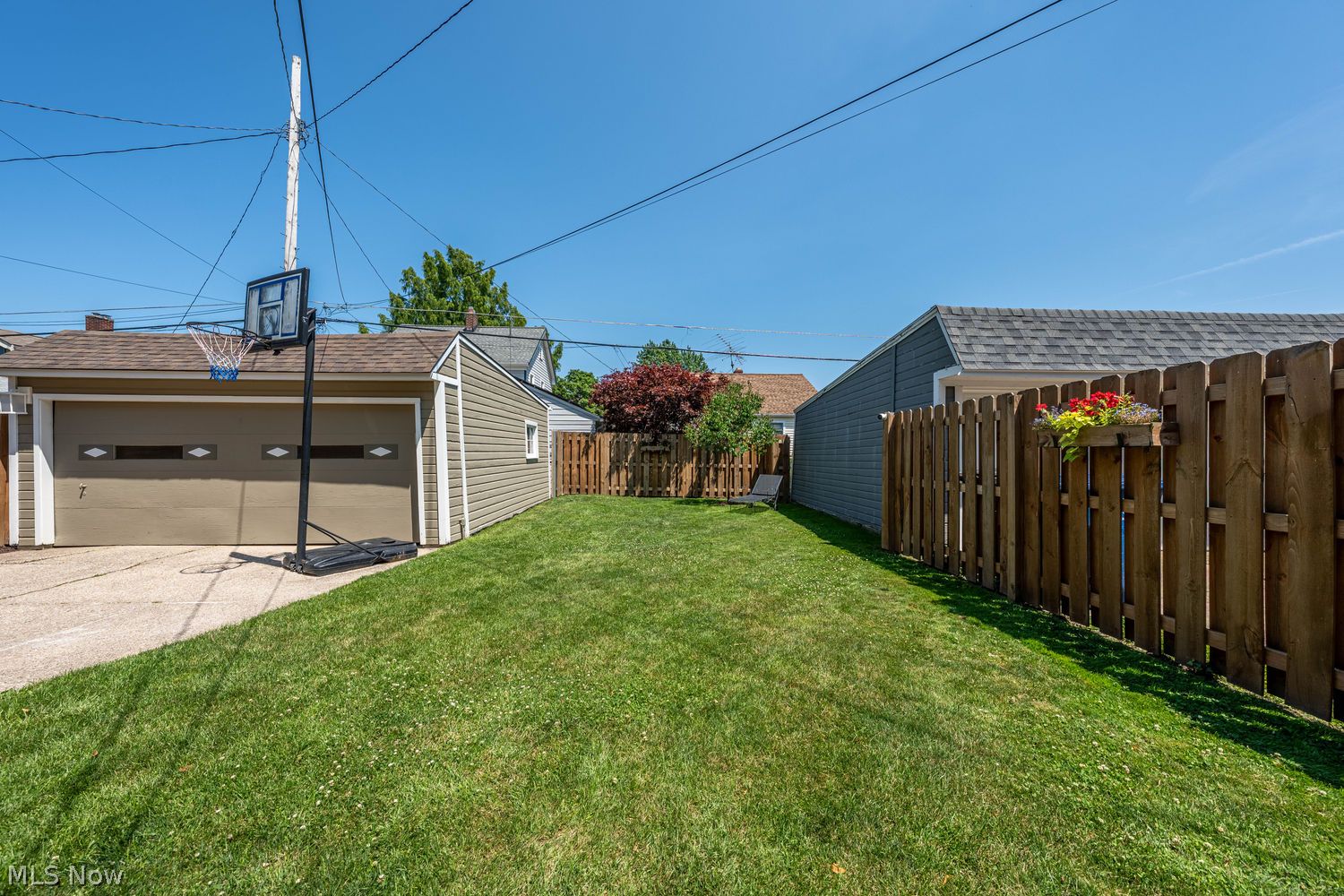 2137 Northland Avenue Lakewood OH 44107