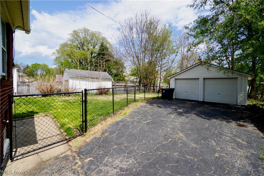 359 Patterson Avenue Akron OH 44310