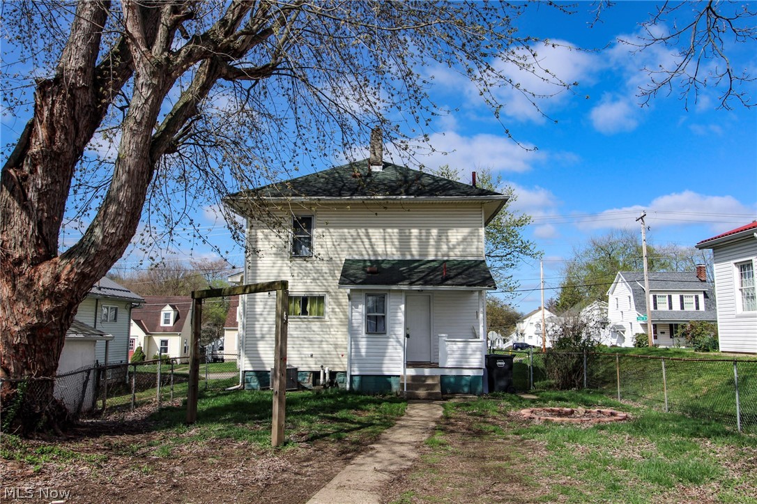 1338 Pine Street Zanesville OH 43701