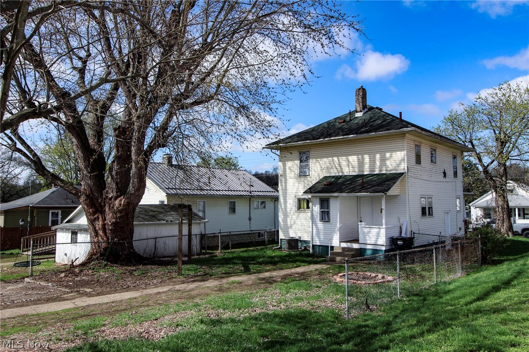 1338 Pine Street Zanesville OH 43701