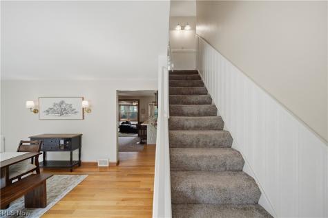 2354 Frederick Drive Cuyahoga Falls OH 44221