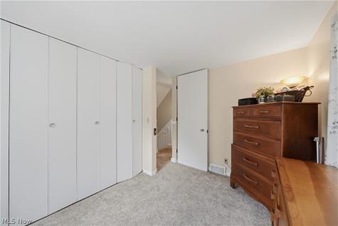 2354 Frederick Drive Cuyahoga Falls OH 44221