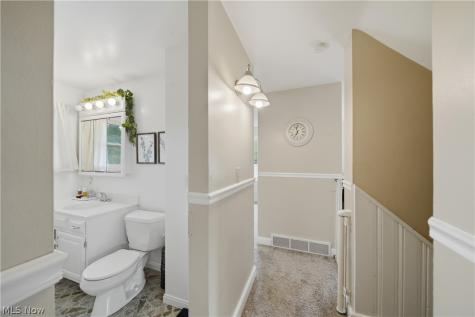 2354 Frederick Drive Cuyahoga Falls OH 44221