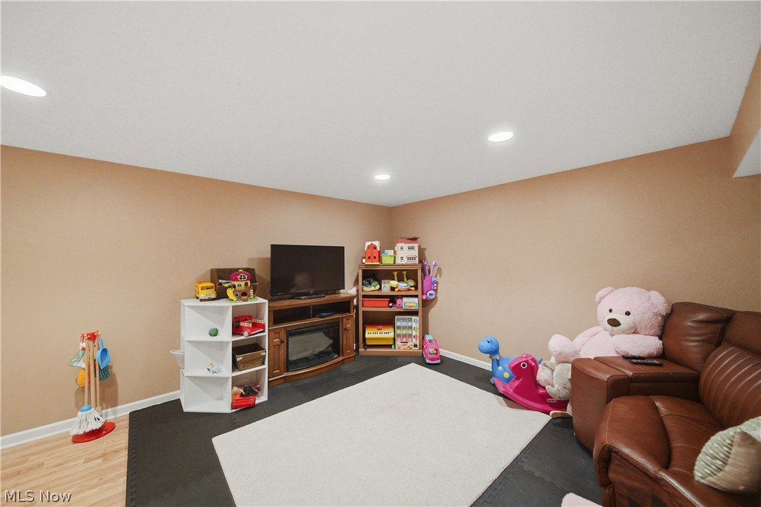 2354 Frederick Drive Cuyahoga Falls OH 44221