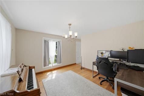 2354 Frederick Drive Cuyahoga Falls OH 44221