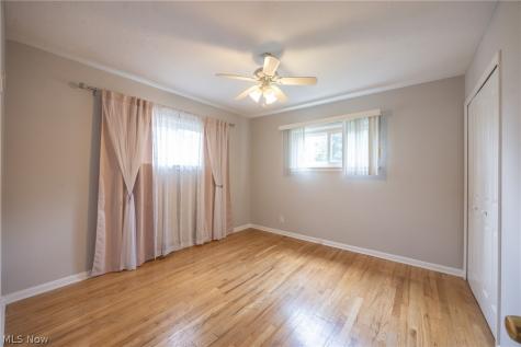 1668 Chelmsford Mayfield Heights OH 44124