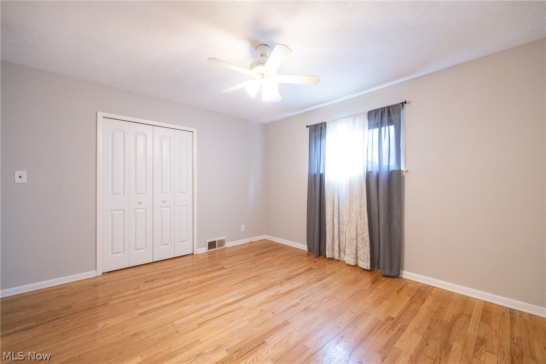 1668 Chelmsford Mayfield Heights OH 44124