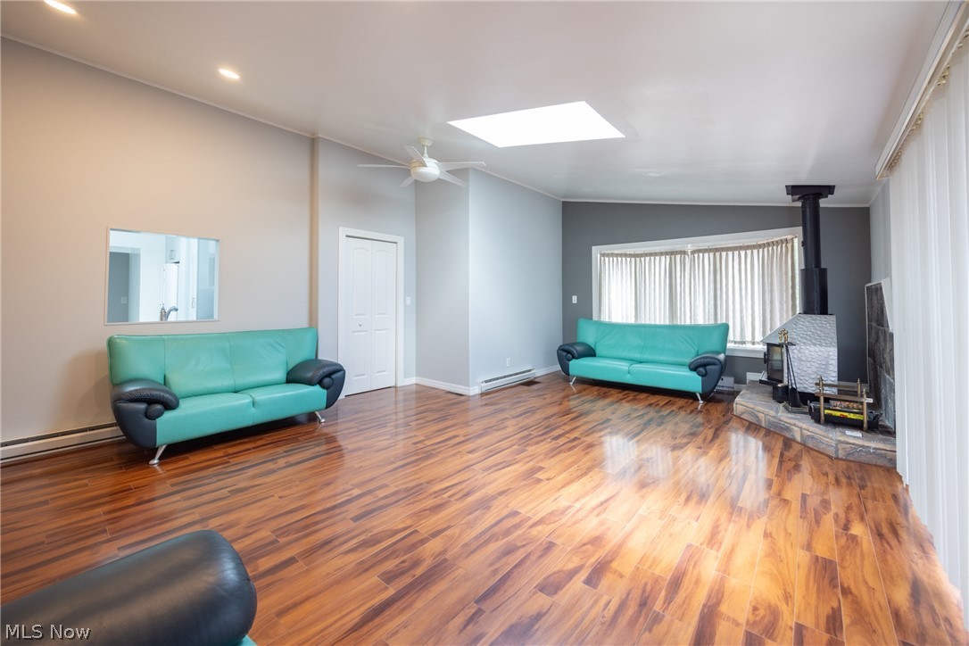 1668 Chelmsford Mayfield Heights OH 44124