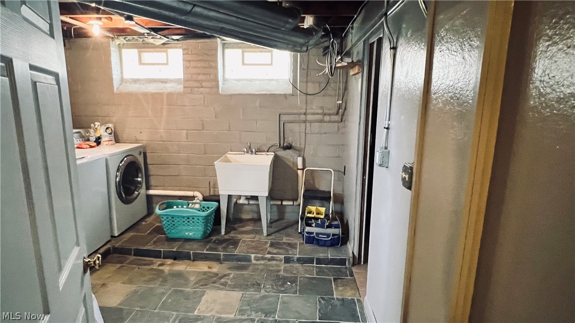 3402 Brookdale Avenue Parma OH 44134