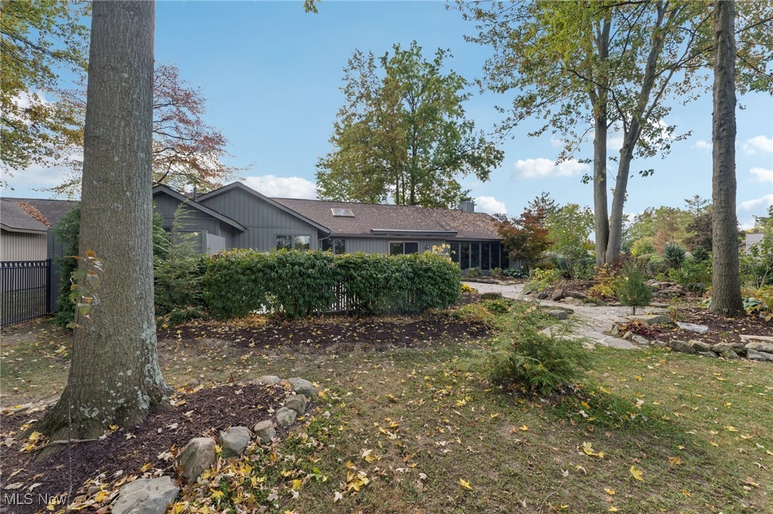 8863 Riverwood Drive North Ridgeville OH 44039