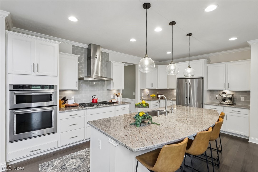 7930 Mcfarland Ridge Chagrin Falls OH 44023
