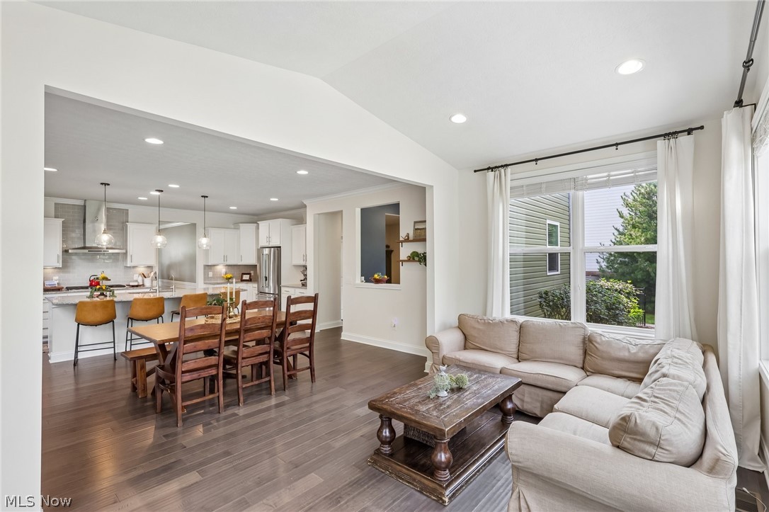 7930 Mcfarland Ridge Chagrin Falls OH 44023