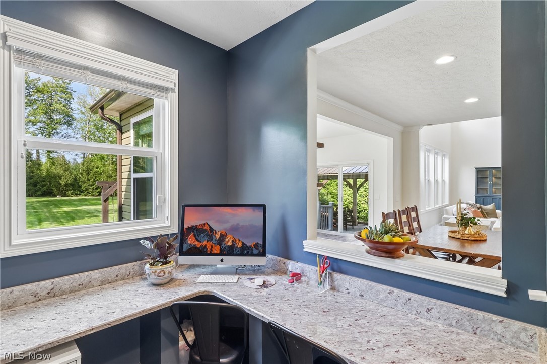7930 Mcfarland Ridge Chagrin Falls OH 44023