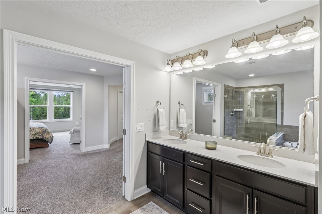 7930 Mcfarland Ridge Chagrin Falls OH 44023