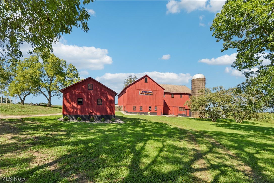 3636 Salem Unity Road Columbiana OH 44408