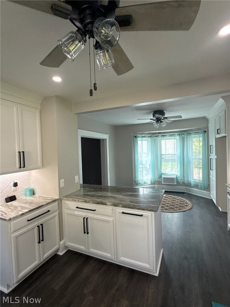 449 7th Street Struthers OH 44471