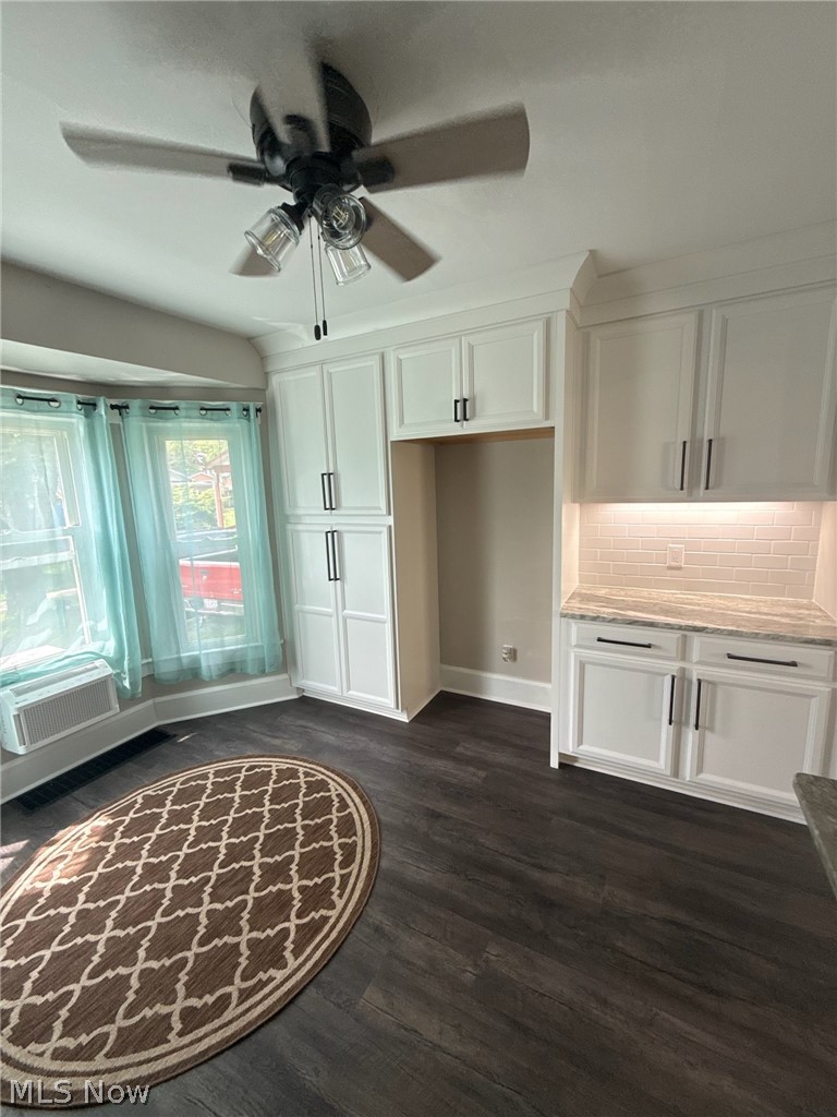 449 7th Street Struthers OH 44471