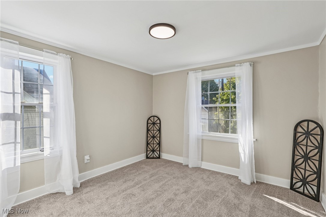 615 Noah Avenue Akron OH 44320