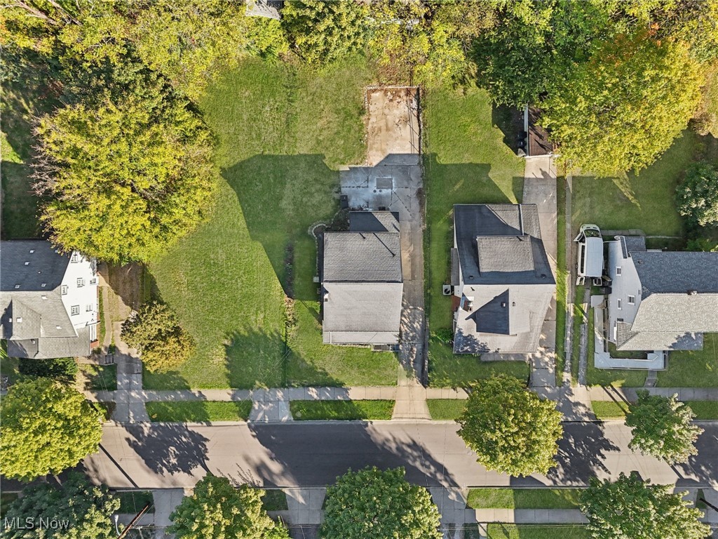 615 Noah Avenue Akron OH 44320