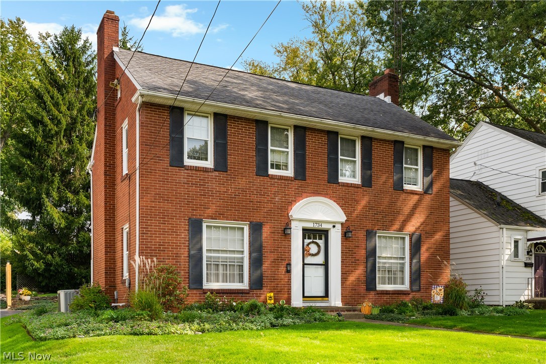 1734 Oberlin Court NW Canton OH 44703