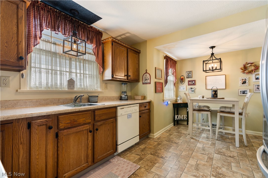 1734 Oberlin Court NW Canton OH 44703