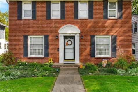 1734 Oberlin Court NW Canton OH 44703