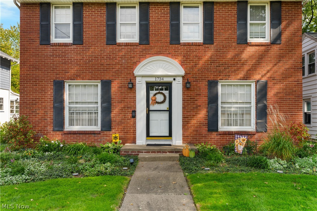 1734 Oberlin Court NW Canton OH 44703