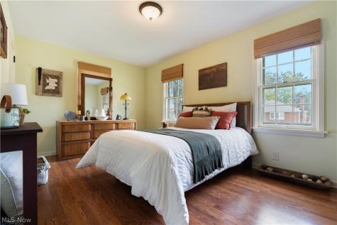 1734 Oberlin Court NW Canton OH 44703