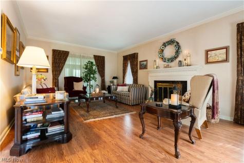 1734 Oberlin Court NW Canton OH 44703