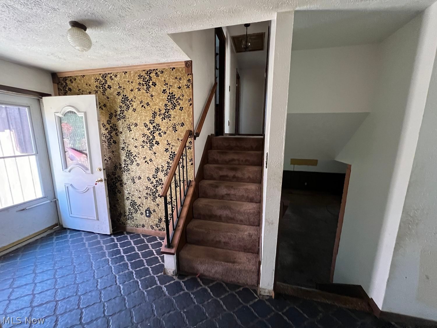 341 Benton Avenue Youngstown OH 44515