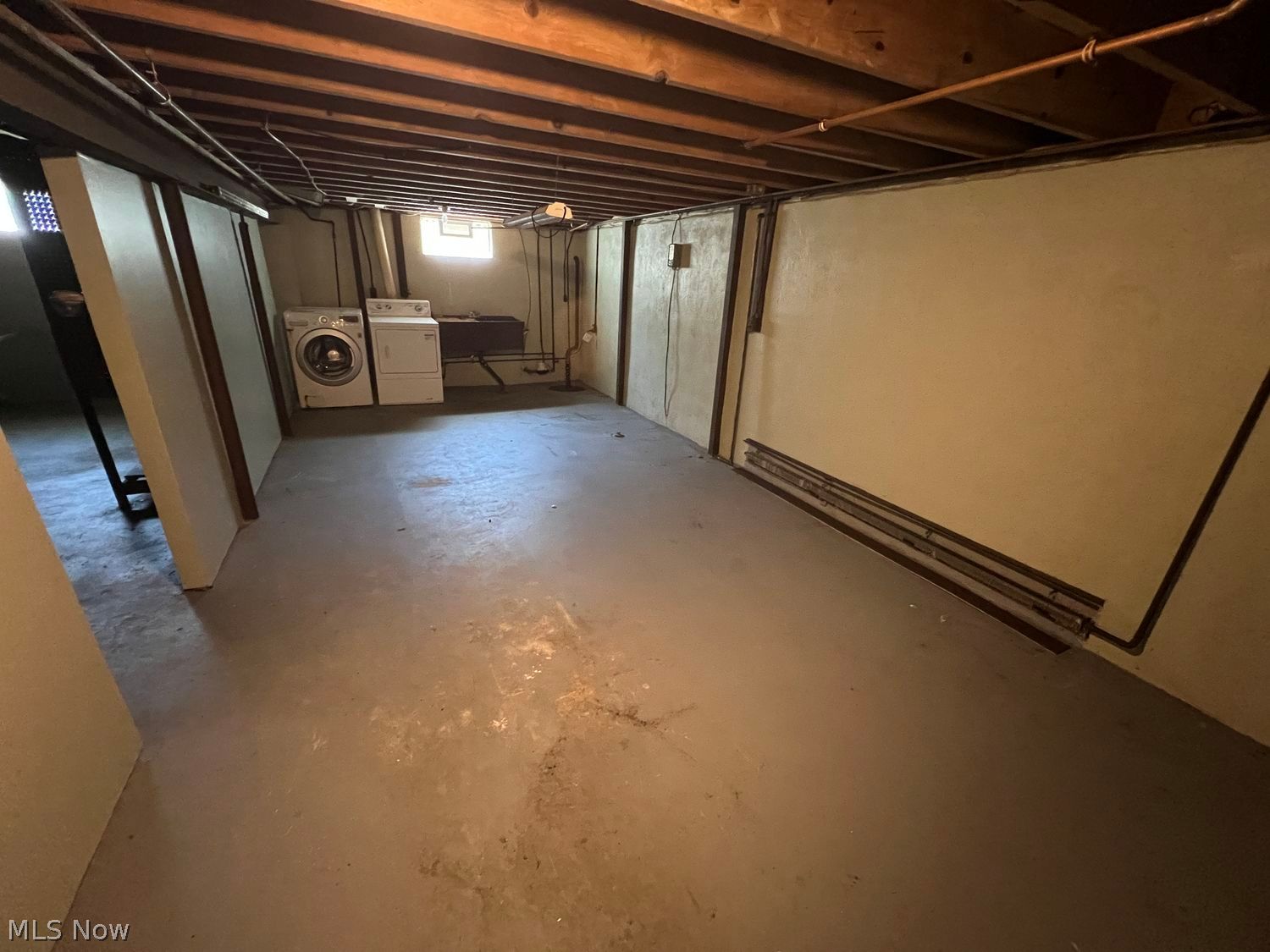 341 Benton Avenue Youngstown OH 44515