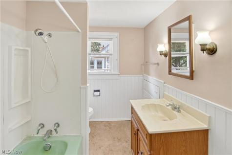 1716 7th Street Cuyahoga Falls OH 44221