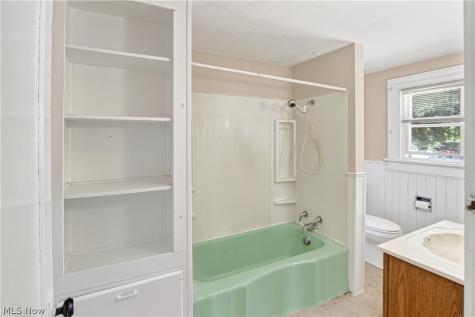 1716 7th Street Cuyahoga Falls OH 44221