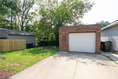 1716 7th Street Cuyahoga Falls OH 44221