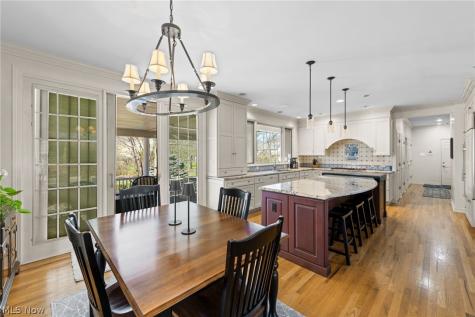 7464 Wetherburn Way Hudson OH 44236