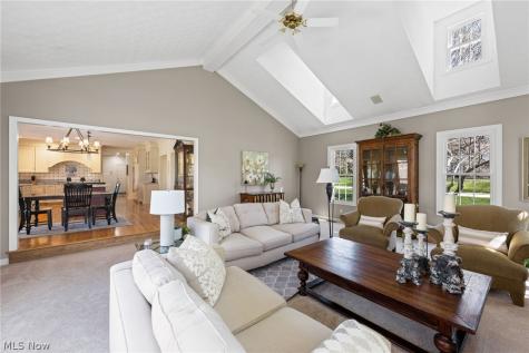 7464 Wetherburn Way Hudson OH 44236