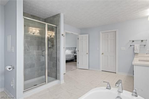 7464 Wetherburn Way Hudson OH 44236