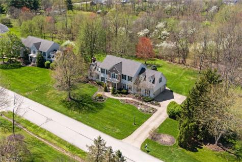 7464 Wetherburn Way Hudson OH 44236