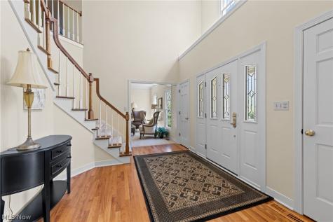 7464 Wetherburn Way Hudson OH 44236