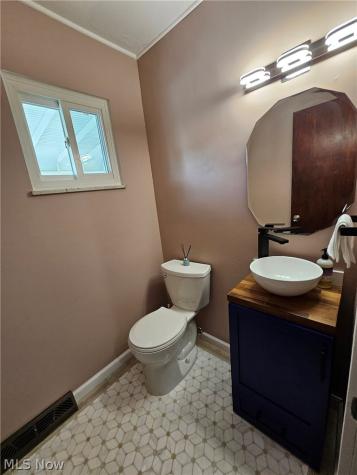 33158 Lakeshore Boulevard Eastlake OH 44095