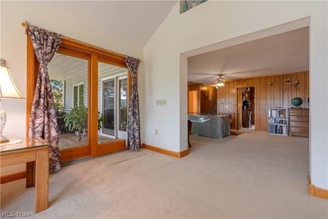 370 E Mohawk Drive Malvern OH 44644