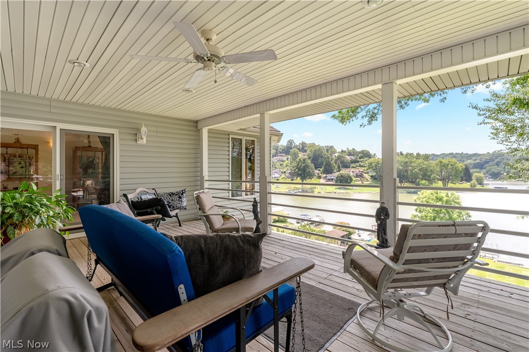 370 E Mohawk Drive Malvern OH 44644