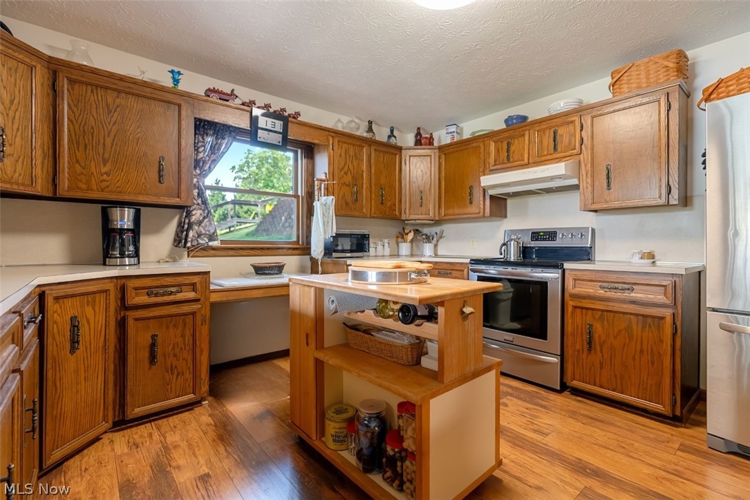 370 E Mohawk Drive Malvern OH 44644