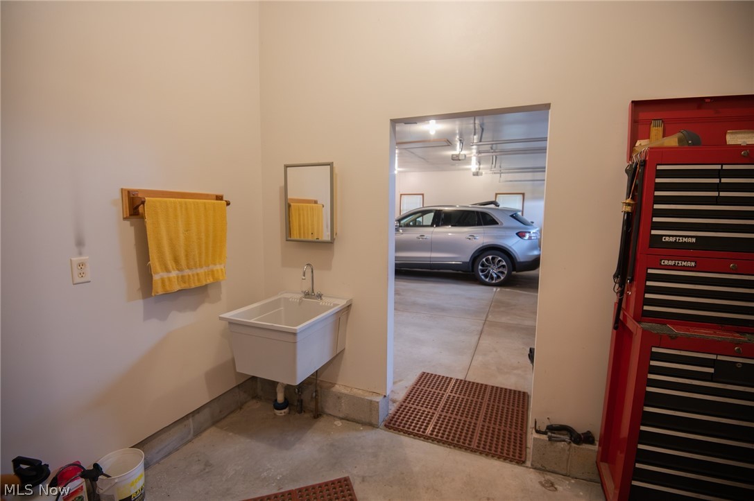 6424 Weaver Road Berlin Center OH 44401