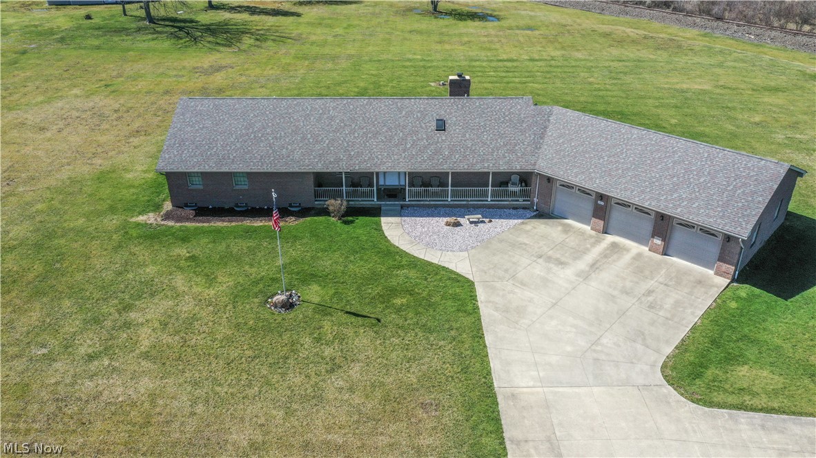 6424 Weaver Road Berlin Center OH 44401