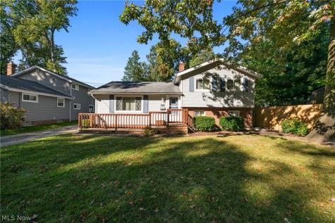 1598 Luanna Drive Eastlake OH 44095