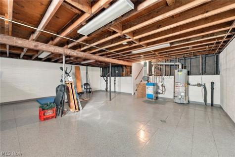 1598 Luanna Drive Eastlake OH 44095