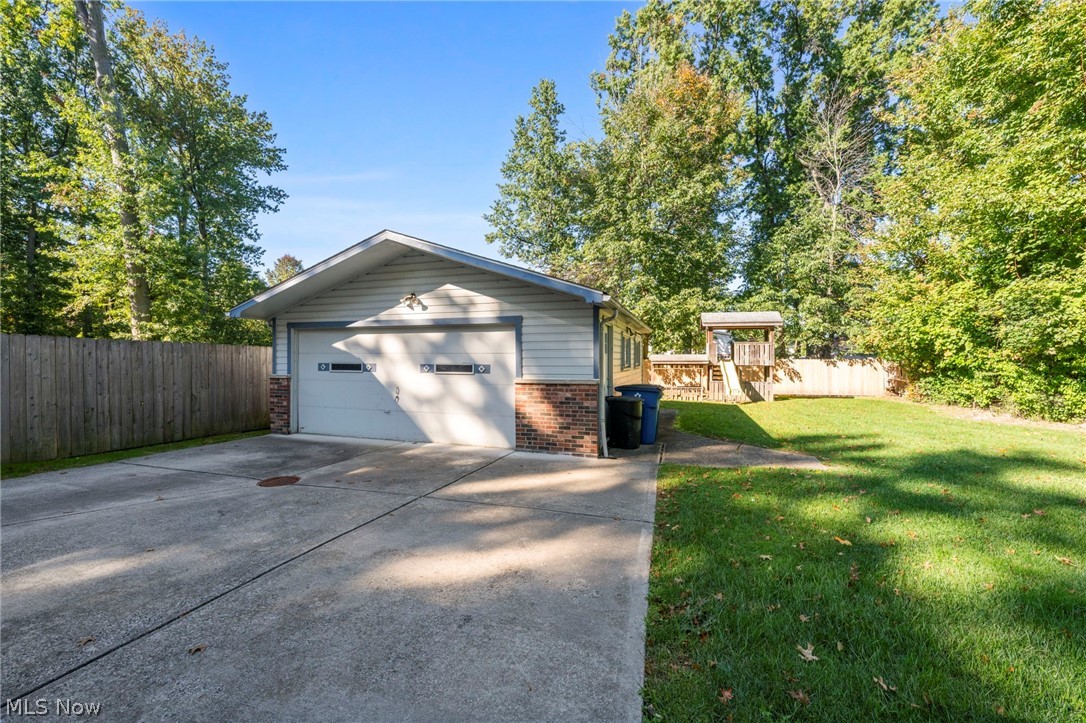1598 Luanna Drive Eastlake OH 44095