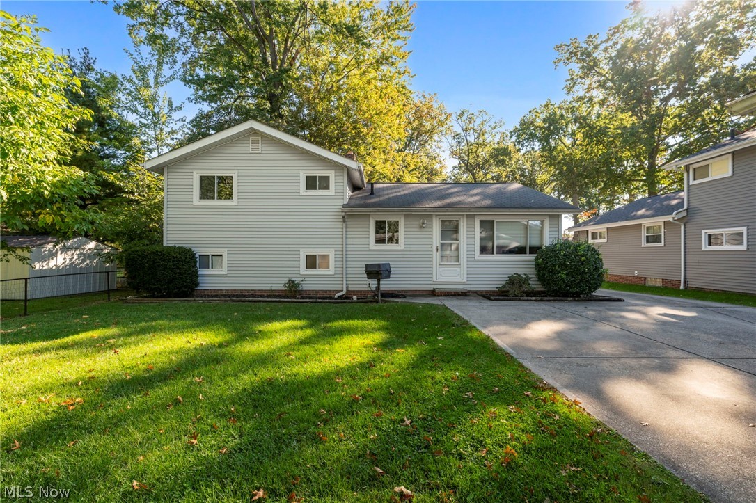 1598 Luanna Drive Eastlake OH 44095